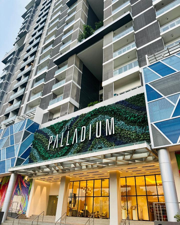 The Palladium- Serene Iloilo City Exterior foto