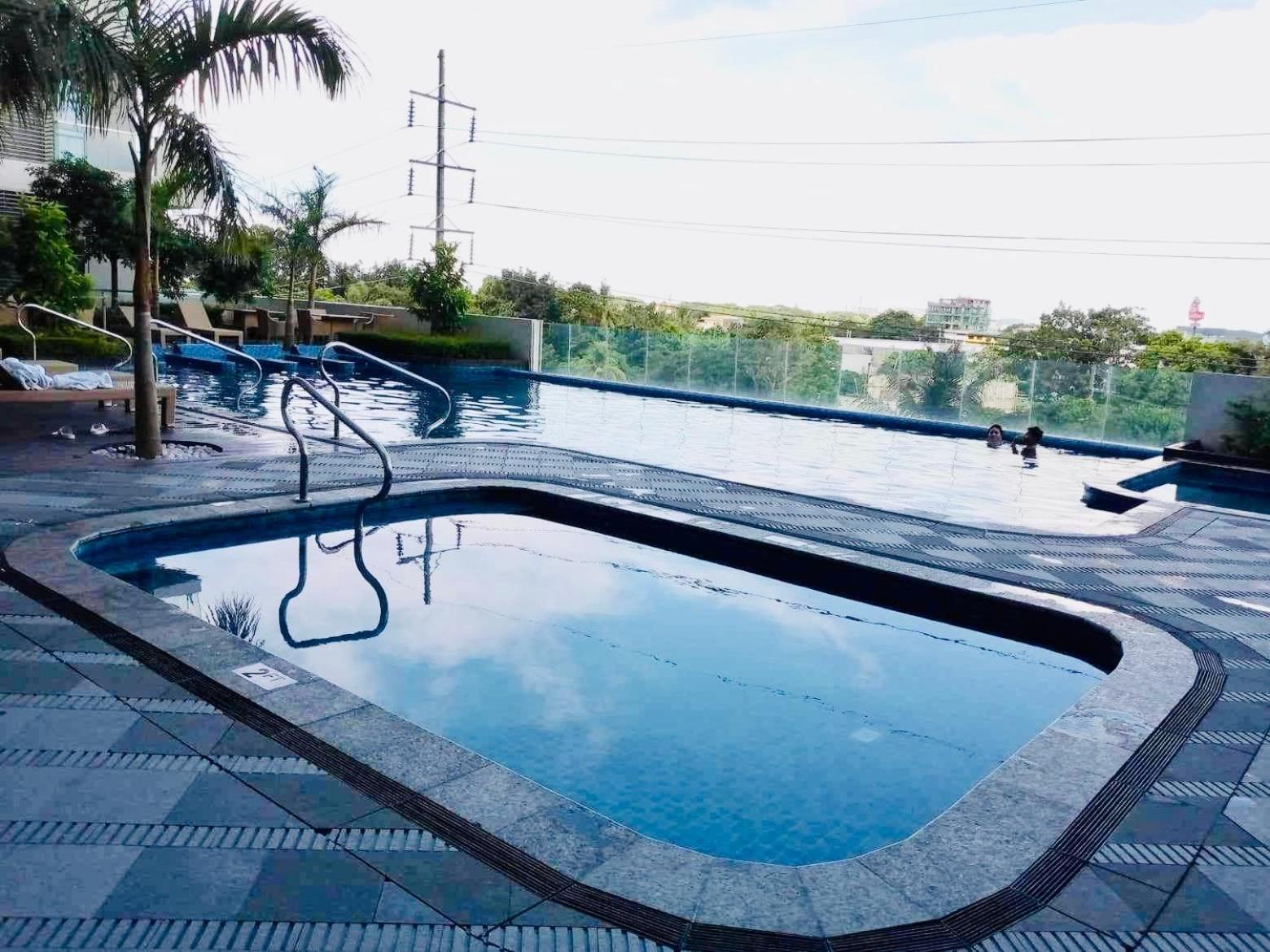 The Palladium- Serene Iloilo City Exterior foto